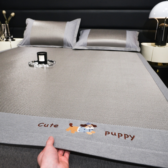 91家纺网 家纺一手货源 找家纺 （总）倾慕家纺 2026新款A类刺绣冰藤席--床席款