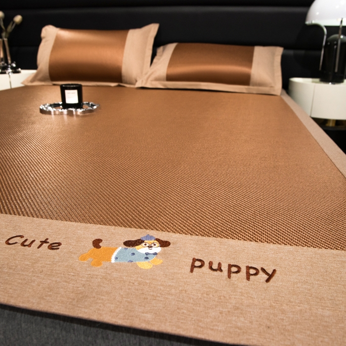 91家纺网 家纺一手货源 找家纺 倾慕家纺 2026新款A类刺绣冰藤席--床席款 刺绣小狗棕色床席款