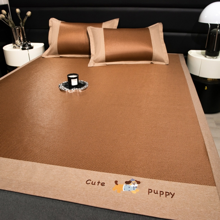 91家纺网 家纺一手货源 找家纺 倾慕家纺 2026新款A类刺绣冰藤席--床席款 刺绣小狗棕色床席款