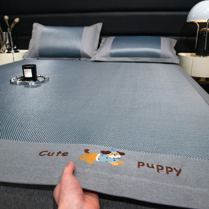 91家纺网 家纺一手货源 找家纺 （总）倾慕家纺 2026新款A类刺绣冰藤席--床席款