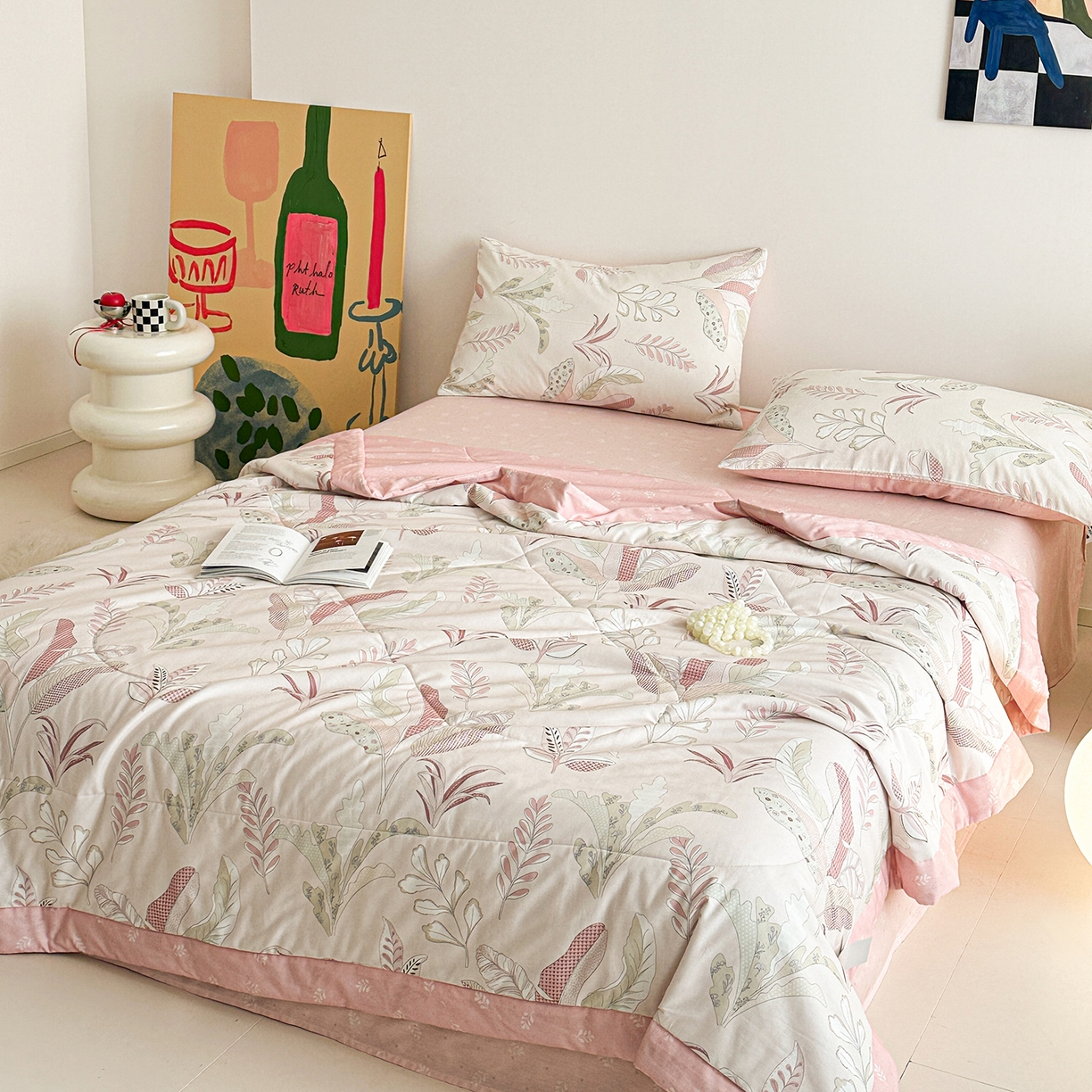 91家纺网 家纺一手货源 找家纺 梵克保罗 2026春夏新款10A抗菌全棉印花夏被被子被芯空调被四件套 多巴胺粉