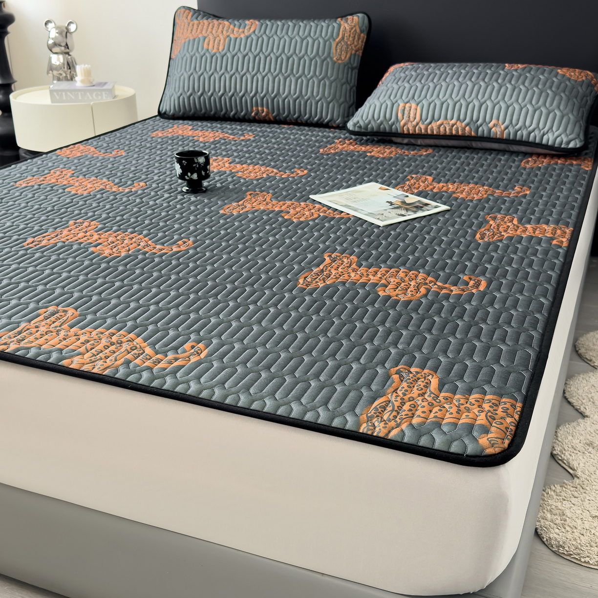 91家纺网 家纺一手货源 找家纺 久云居 2026新款0.05mm加厚乳胶凉席席子 金豹纳福床单款