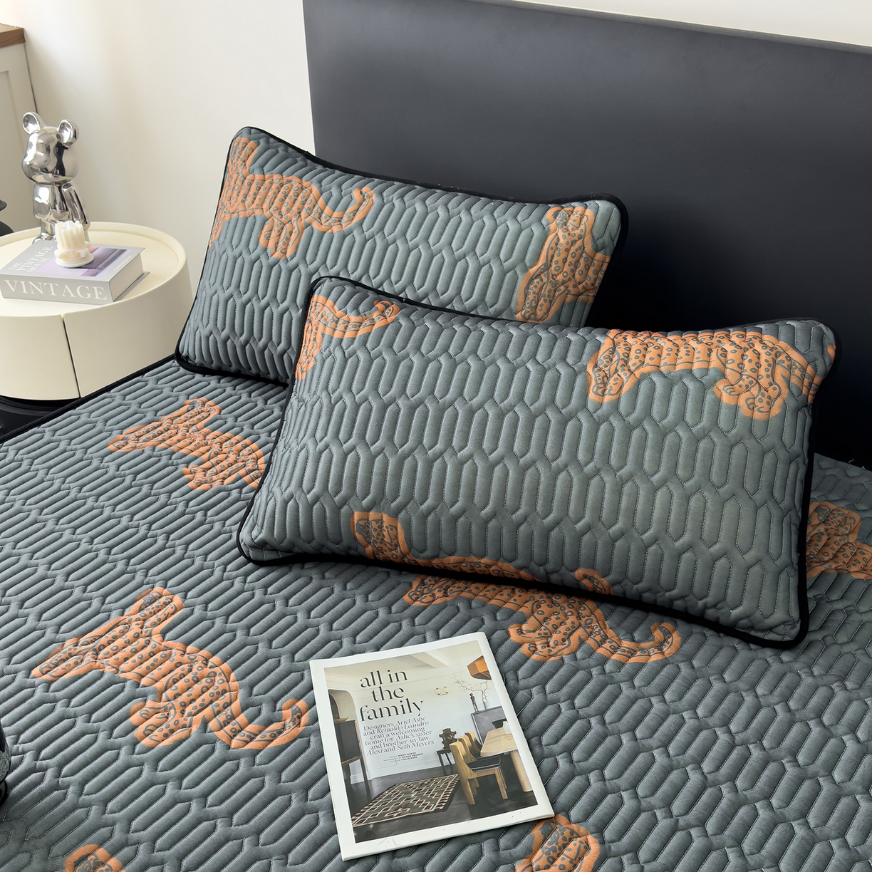 91家纺网 家纺一手货源 找家纺 久云居 2026新款0.05mm加厚乳胶凉席席子 金豹纳福中古豹床笠款