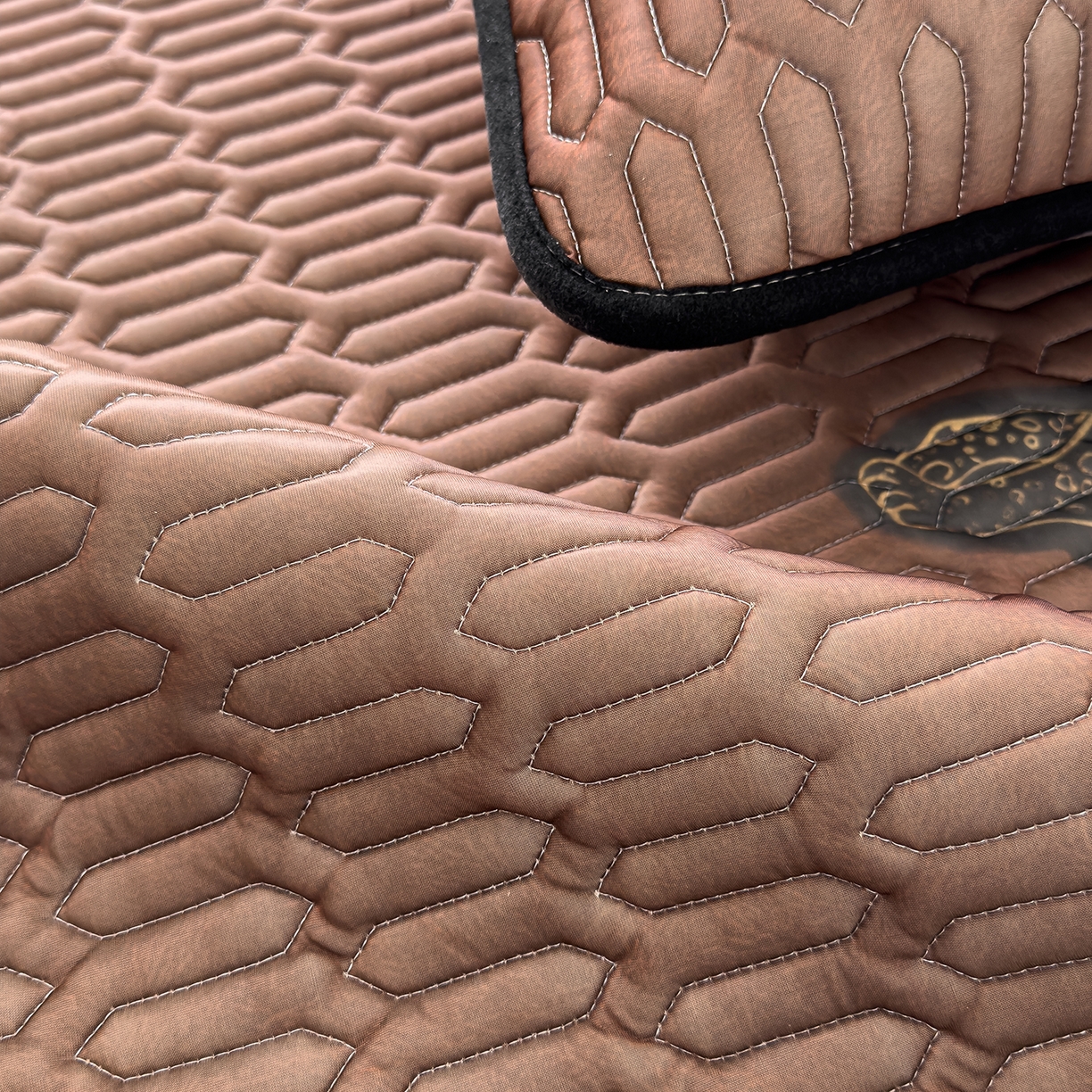 91家纺网 家纺一手货源 找家纺 久云居 2026新款0.05mm加厚乳胶凉席席子 中古豹床单款