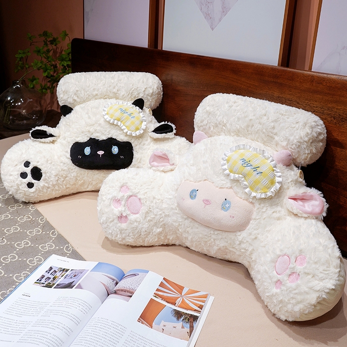 91家纺网 家纺一手货源 找家纺 仟亿莱  2026年新款绵绵羊床头拥抱式腰靠 拥抱黑色绵绵羊