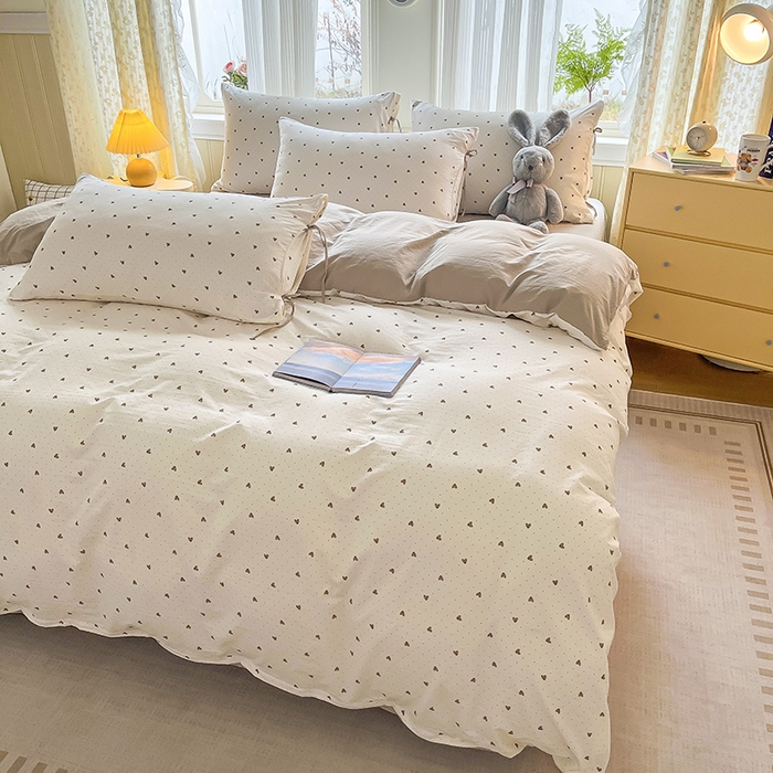 91家纺网 家纺一手货源 找家纺 帛洵家纺 2026新款110g超柔水洗宝宝有氧仿棉四件套（提供买家秀） 小心心-咖