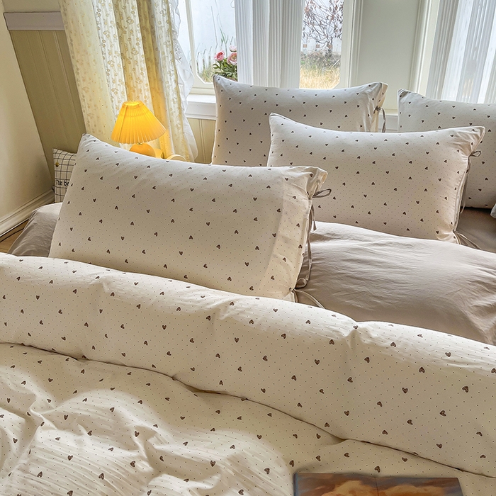 91家纺网 家纺一手货源 找家纺 帛洵家纺 2026新款110g超柔水洗宝宝有氧仿棉四件套（提供买家秀） 小心心-咖