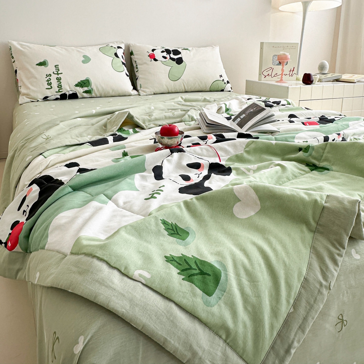 91家纺网 家纺一手货源 找家纺 梵克保罗 2026春夏新款10A抗菌全棉印花夏被被子被芯空调被四件套 森林熊猫