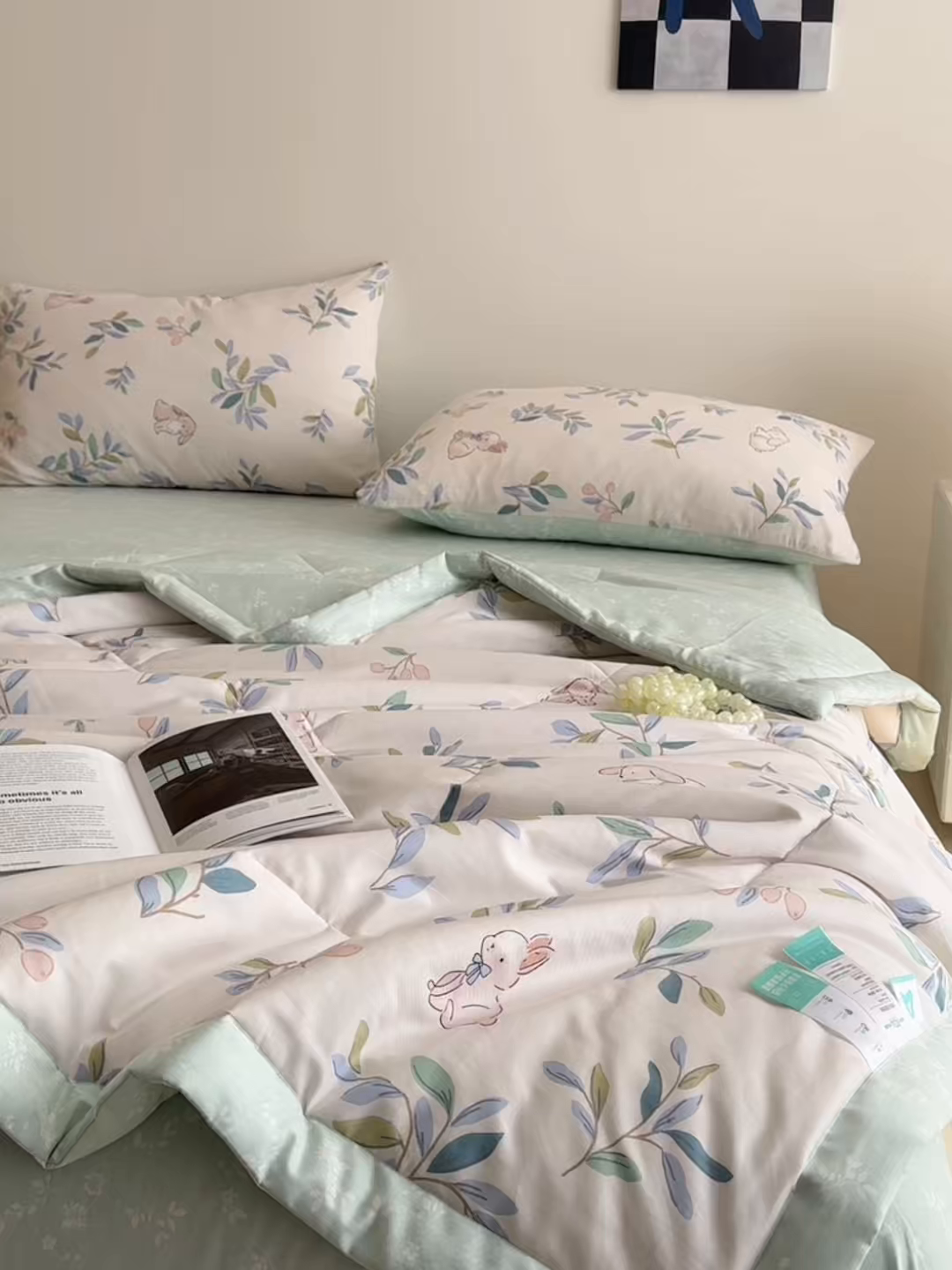 91家纺网 家纺一手货源 找家纺 梵克保罗 2026春夏新款10A抗菌全棉印花夏被被子被芯空调被四件套 兔兔乐园