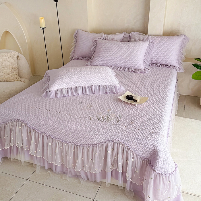 红夫人 2026新款凉豆豆PE高分子凉感绣花弯边床裙凉席三件套--安然影（三层花边+三明治复合+精美手提包） 安然影紫色