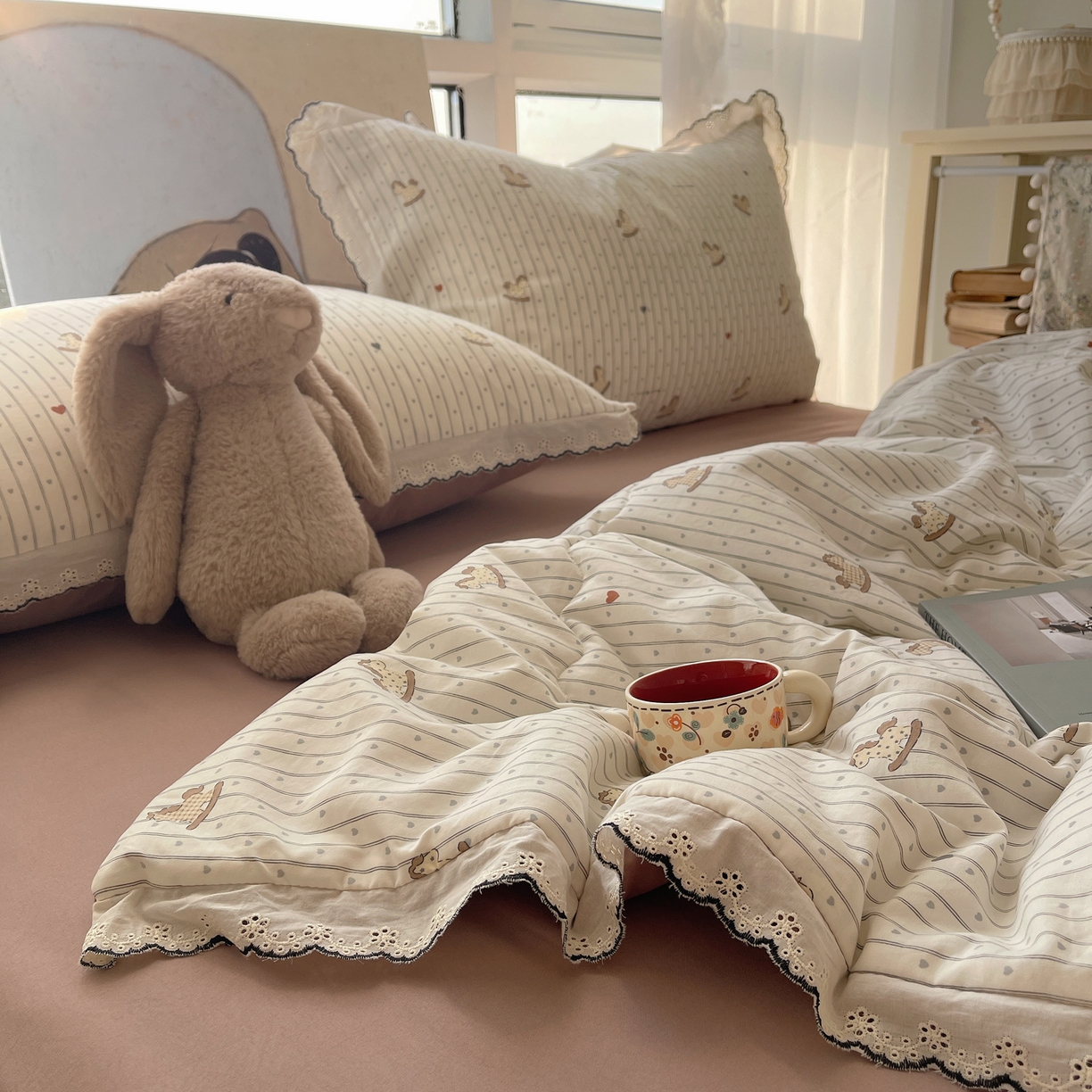 91家纺网 家纺一手货源 找家纺 （总）梵克保罗 2026春夏新款10A抗菌全棉黑色花边云朵棉单夏被/夏被四件套空调被