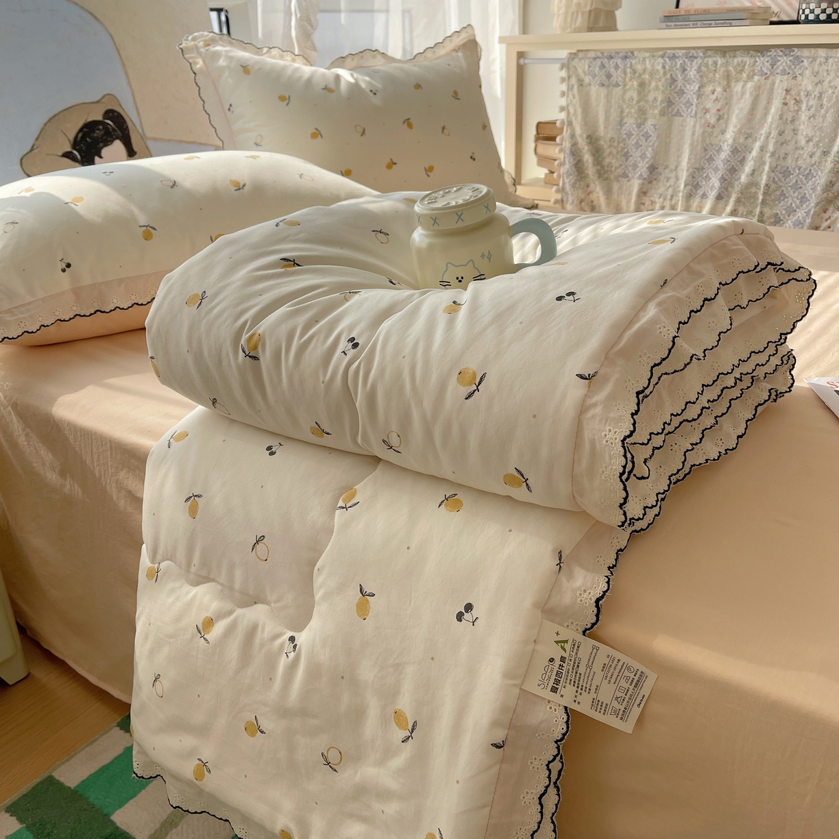 91家纺网 家纺一手货源 找家纺 （总）梵克保罗 2026春夏新款10A抗菌全棉黑色花边云朵棉单夏被/夏被四件套空调被