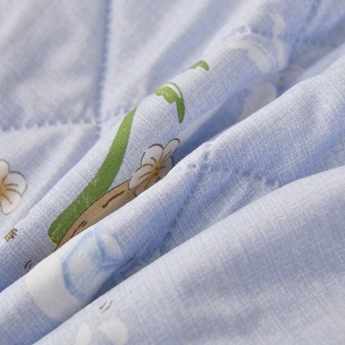 91家纺网 家纺一手货源 找家纺 培童   2025新款超声波亲肤绒夏被夏凉被直播爆款超声波夏被空调被礼品被 清凉一夏