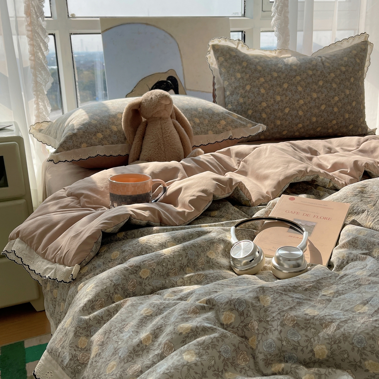 91家纺网 家纺一手货源 找家纺 梵克保罗 2026春夏新款10A抗菌全棉黑色花边云朵棉单夏被/夏被四件套空调被 云朵棉-森系蔷薇