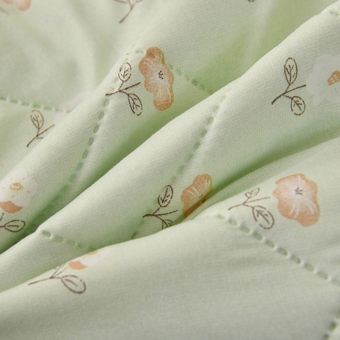 91家纺网 家纺一手货源 找家纺 培童   2025新款超声波亲肤绒夏被夏凉被直播爆款超声波夏被空调被礼品被 清新夏日