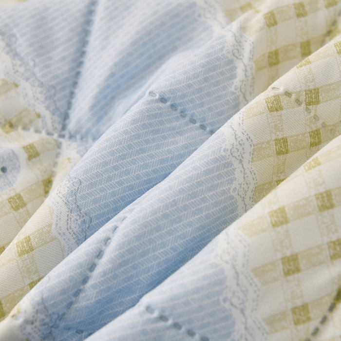 91家纺网 家纺一手货源 找家纺 培童   2025新款超声波亲肤绒夏被夏凉被直播爆款超声波夏被空调被礼品被 情调