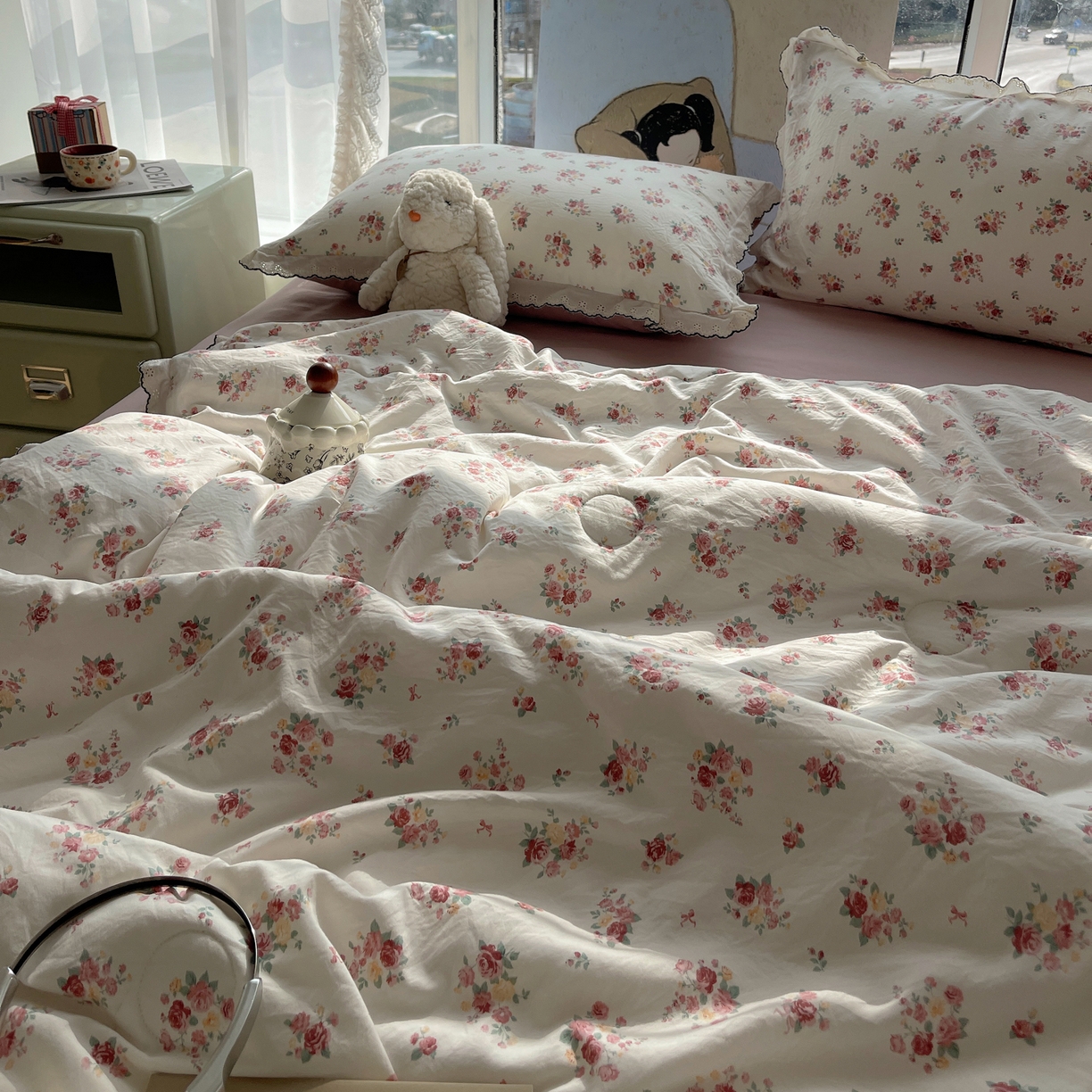 91家纺网 家纺一手货源 找家纺 梵克保罗 2026春夏新款10A抗菌全棉黑色花边云朵棉单夏被/夏被四件套空调被 云朵棉-素白繁花