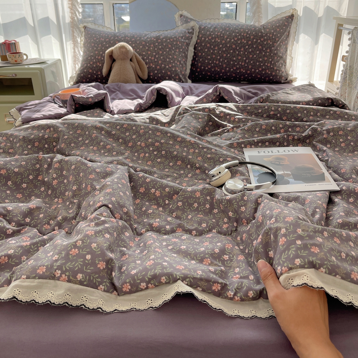 91家纺网 家纺一手货源 找家纺 梵克保罗 2026春夏新款10A抗菌全棉黑色花边云朵棉单夏被/夏被四件套空调被 云朵棉-紫调花簇