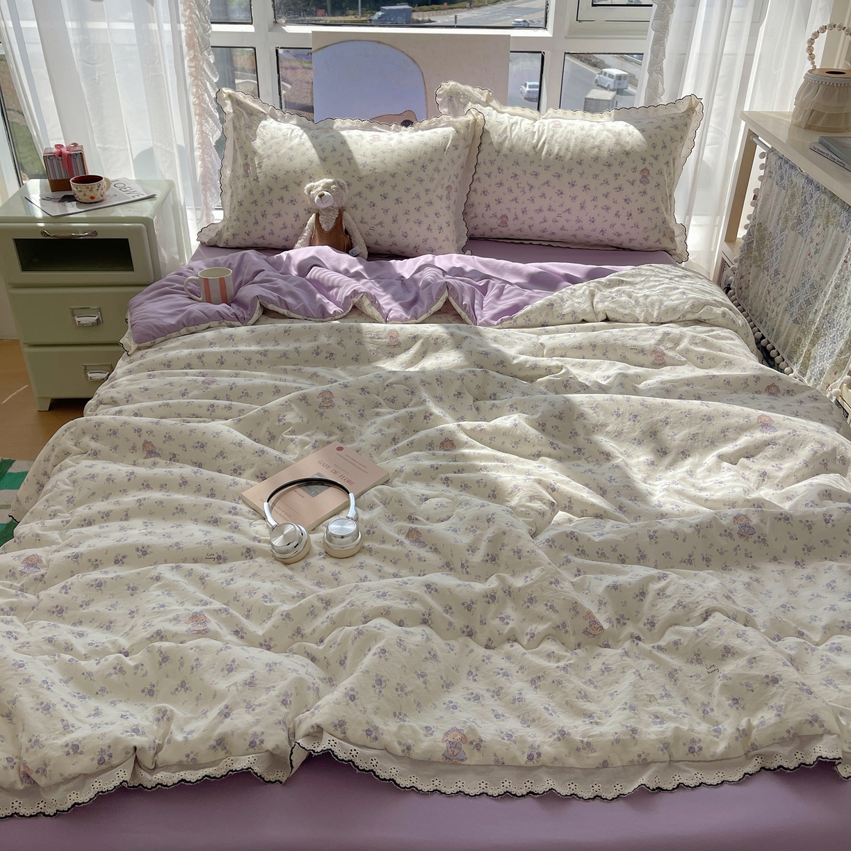 91家纺网 家纺一手货源 找家纺 梵克保罗 2026春夏新款10A抗菌全棉黑色花边云朵棉单夏被/夏被四件套空调被 云朵棉-甜囡紫絮