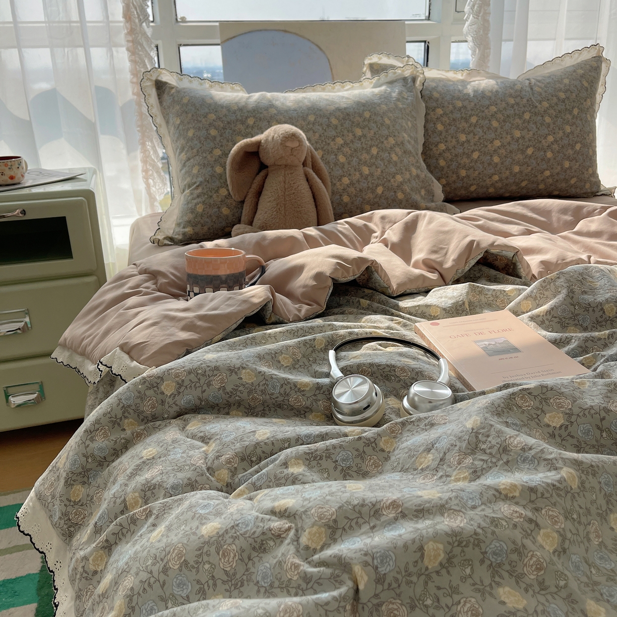 91家纺网 家纺一手货源 找家纺 梵克保罗 2026春夏新款10A抗菌全棉黑色花边云朵棉单夏被/夏被四件套空调被 云朵棉-森系蔷薇