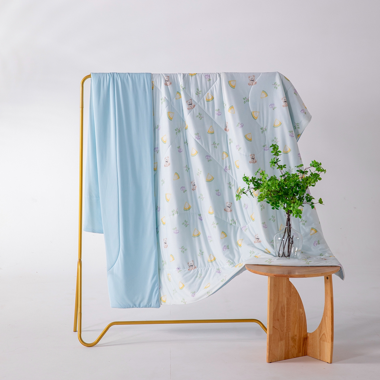 91家纺网 家纺一手货源 找家纺 卡初家居（原微来） 2026新款A类氨纶水洗冰丝凉感夏被 西瓜半夏