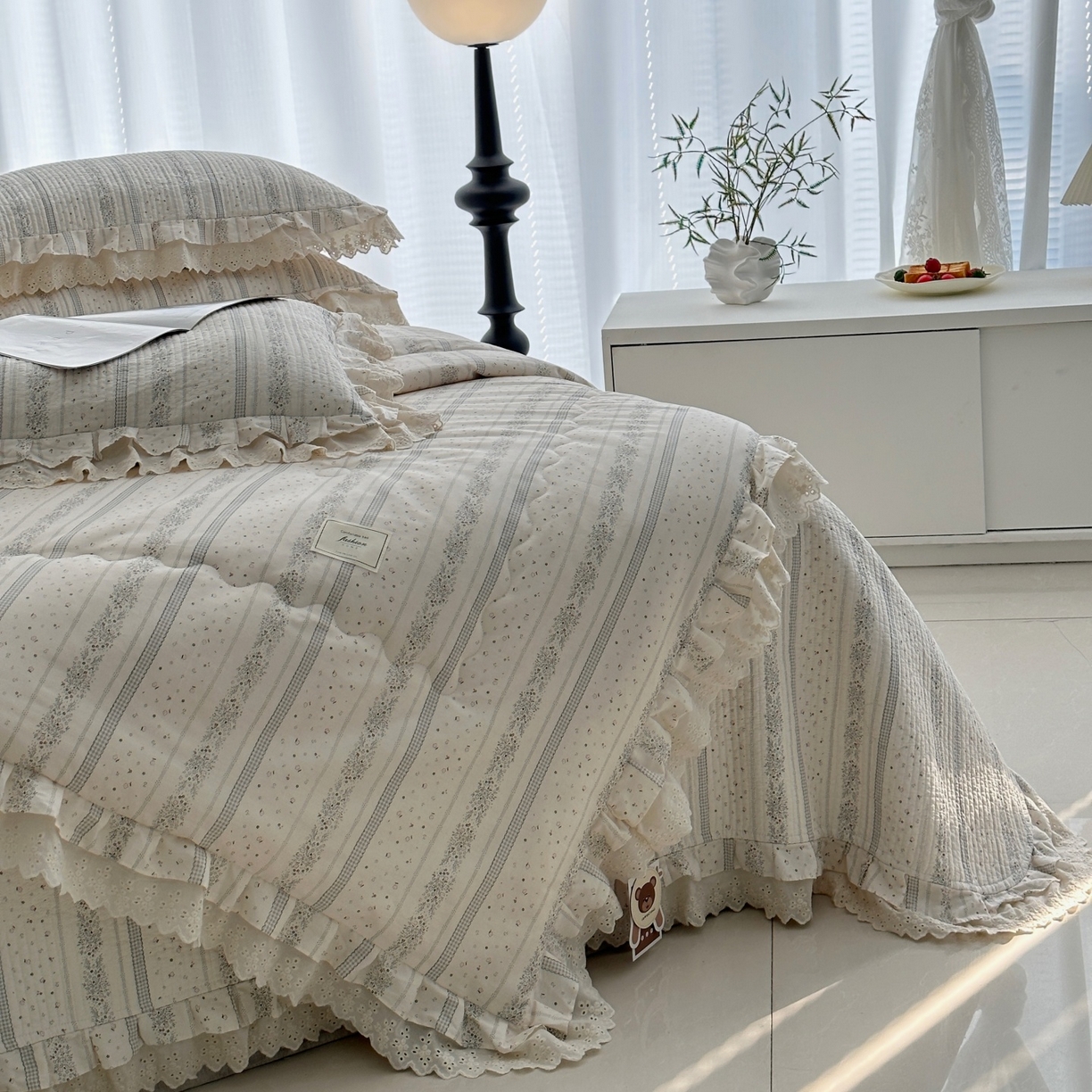 91家纺网 家纺一手货源 找家纺 佰织鑫家居 2026春夏新款全棉纯棉春秋被砂洗床盖款四件套安娜 安娜-沐颜