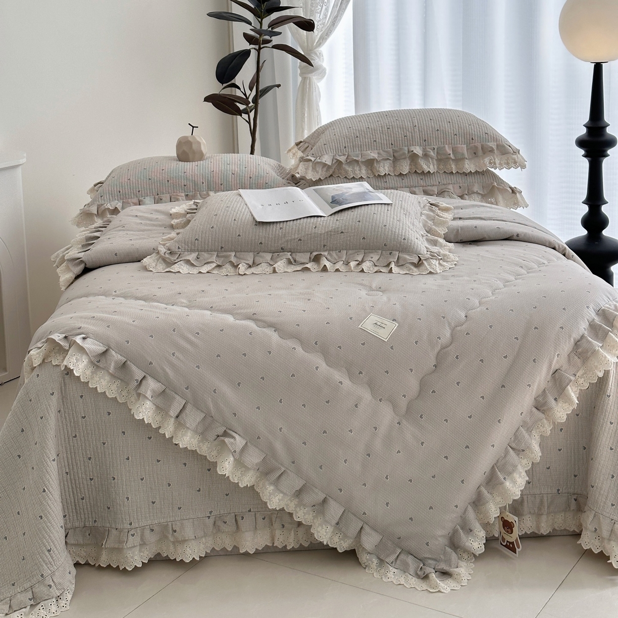 91家纺网 家纺一手货源 找家纺 佰织鑫家居 2026春夏新款全棉纯棉春秋被砂洗床盖款四件套安娜 安娜-心悸