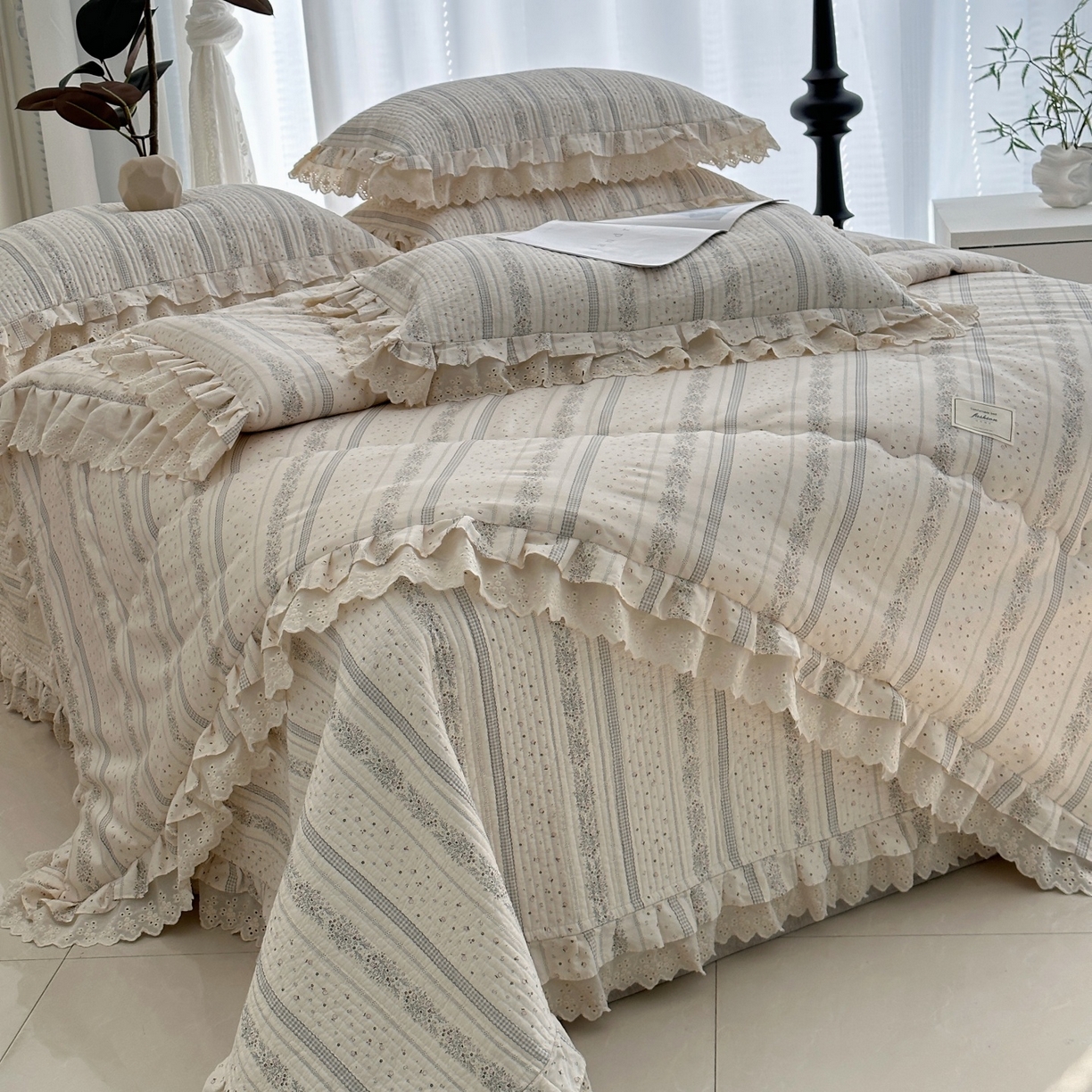 91家纺网 家纺一手货源 找家纺 佰织鑫家居 2026春夏新款全棉纯棉春秋被砂洗床盖款四件套安娜 安娜-沐颜