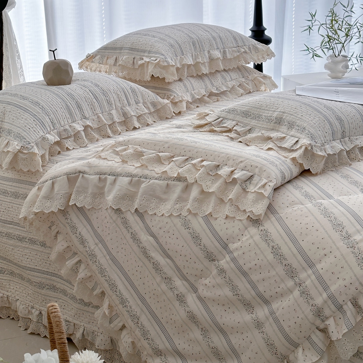 91家纺网 家纺一手货源 找家纺 佰织鑫家居 2026春夏新款全棉纯棉春秋被砂洗床盖款四件套安娜 安娜-沐颜