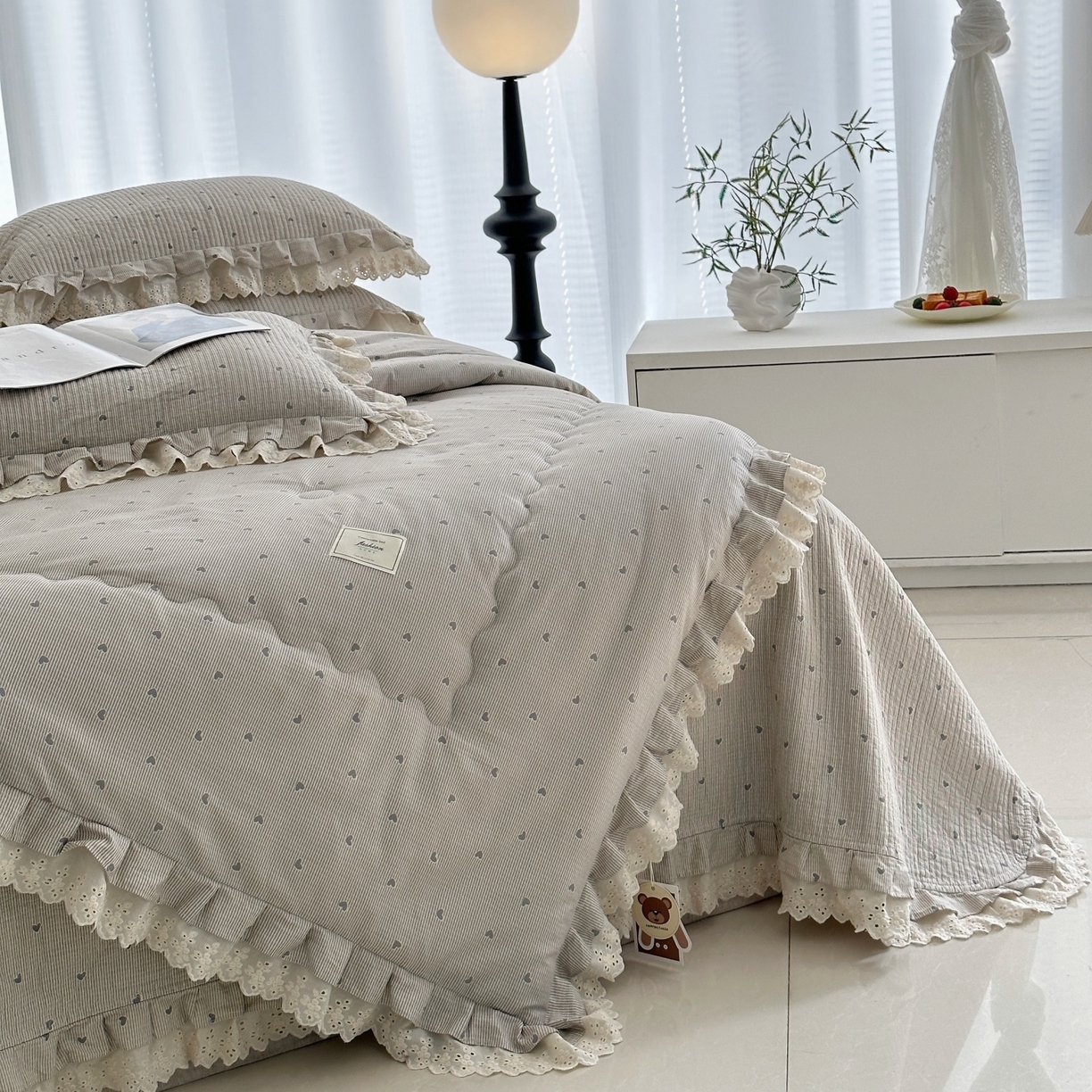 91家纺网 家纺一手货源 找家纺 佰织鑫家居 2026春夏新款全棉纯棉春秋被砂洗床盖款四件套安娜 安娜-心悸