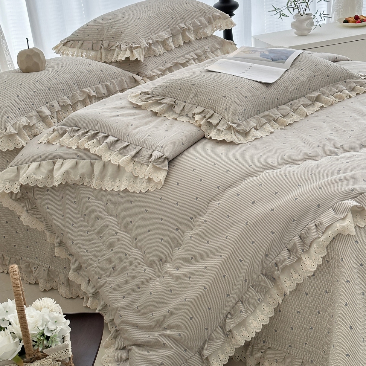 91家纺网 家纺一手货源 找家纺 佰织鑫家居 2026春夏新款全棉纯棉春秋被砂洗床盖款四件套安娜 安娜-心悸