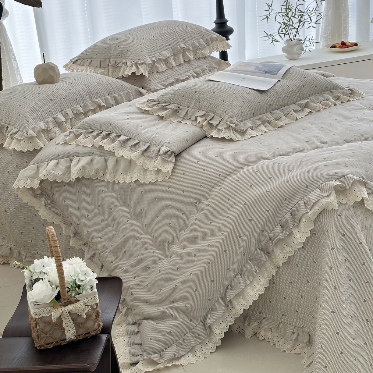 91家纺网 家纺一手货源 找家纺 佰织鑫家居 2026春夏新款全棉纯棉春秋被砂洗床盖款四件套安娜 安娜-心悸