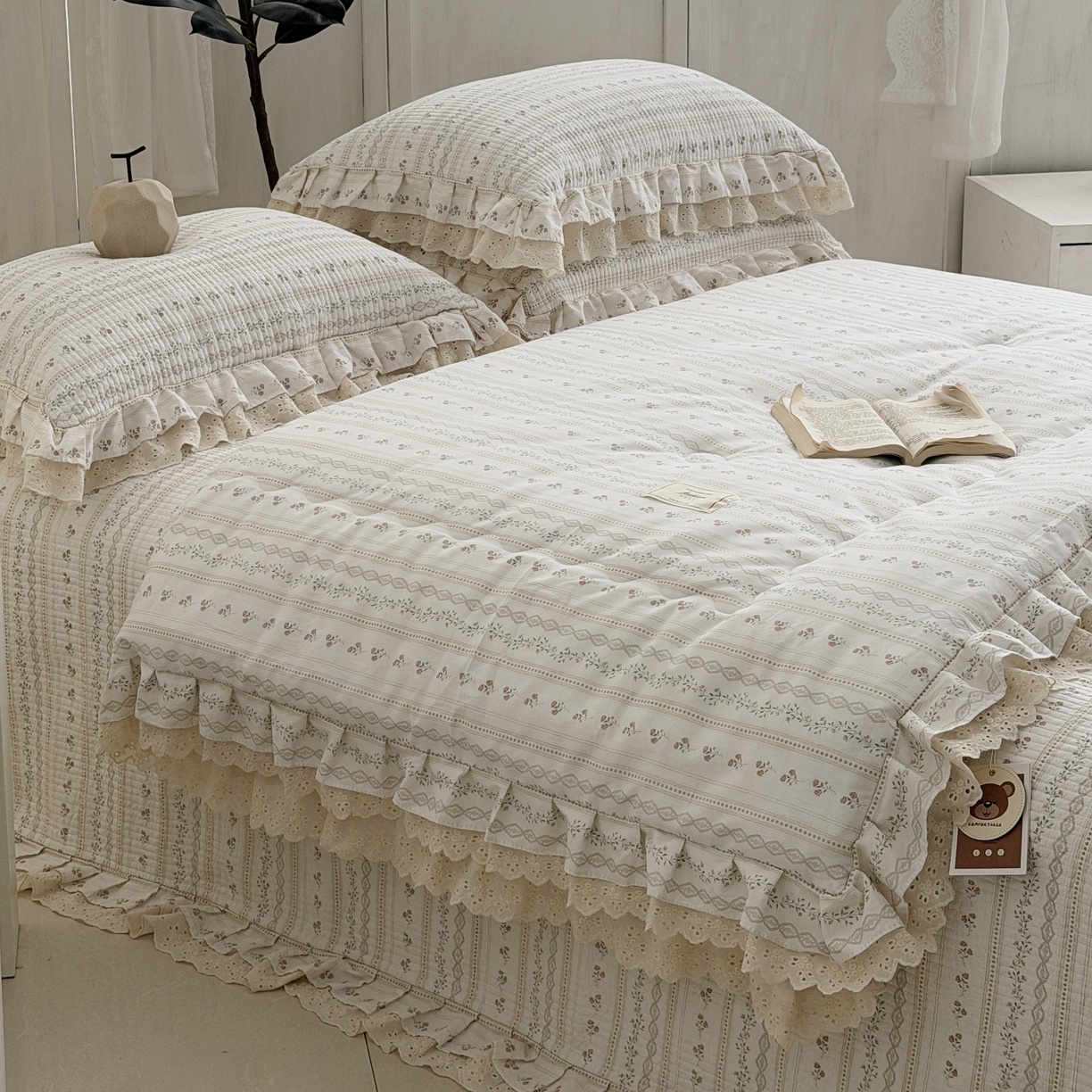 91家纺网 家纺一手货源 找家纺 佰织鑫家居 2026春夏新款全棉纯棉春秋被砂洗床盖款四件套安娜 安娜-樱桃花花