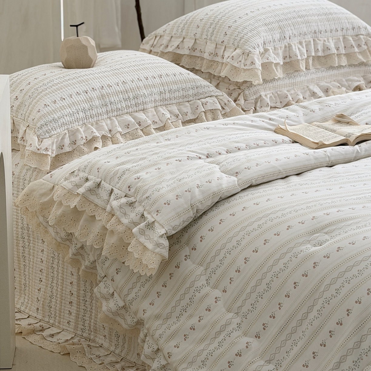 91家纺网 家纺一手货源 找家纺 佰织鑫家居 2026春夏新款全棉纯棉春秋被砂洗床盖款四件套安娜 安娜-樱桃花花