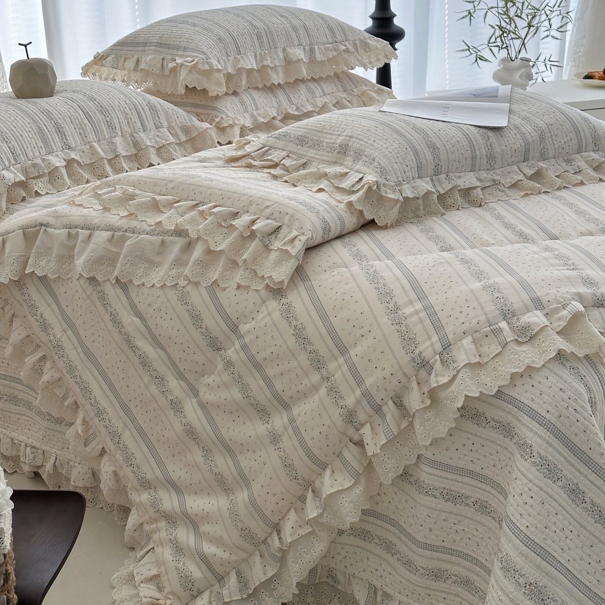 91家纺网 家纺一手货源 找家纺 佰织鑫家居 2026春夏新款全棉纯棉春秋被砂洗床盖款四件套安娜 安娜-沐颜