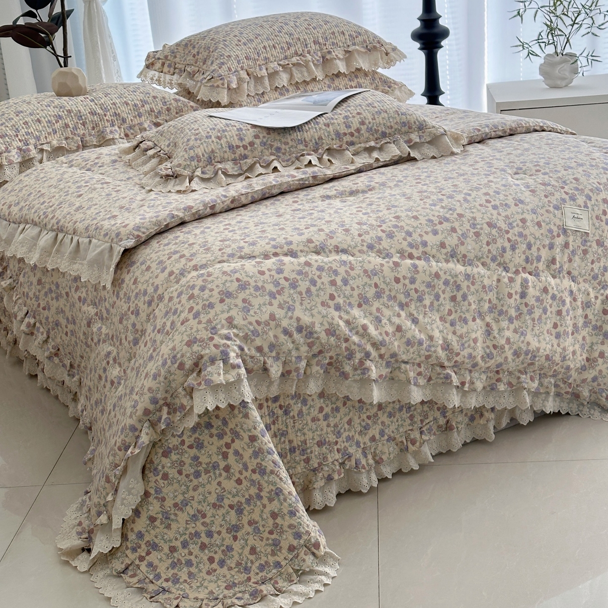 91家纺网 家纺一手货源 找家纺 佰织鑫家居 2026春夏新款全棉纯棉春秋被砂洗床盖款四件套安娜 安娜-花茉