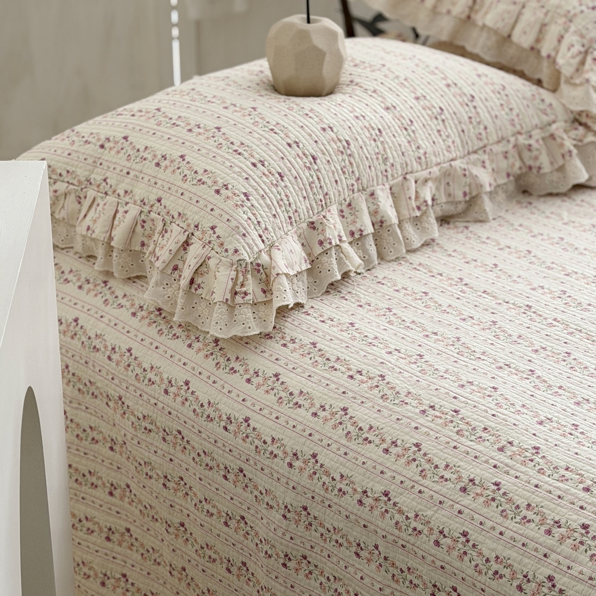 91家纺网 家纺一手货源 找家纺 佰织鑫家居 2026春夏新款全棉纯棉春秋被砂洗床盖款四件套安娜 安娜-紫藤花