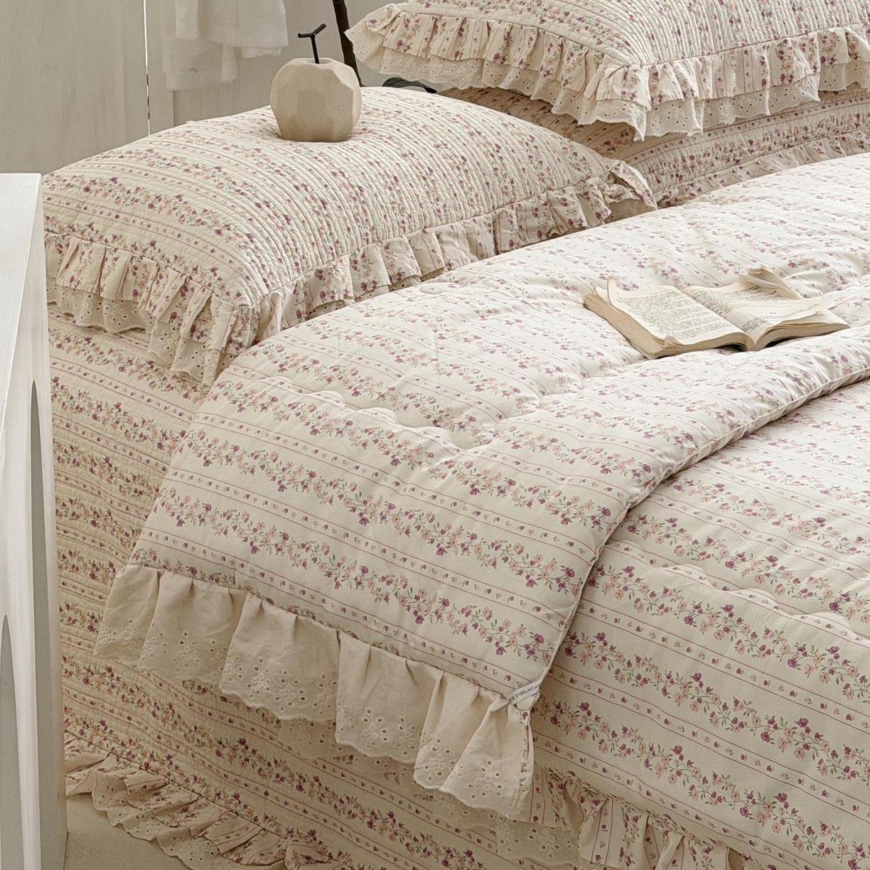 91家纺网 家纺一手货源 找家纺 佰织鑫家居 2026春夏新款全棉纯棉春秋被砂洗床盖款四件套安娜 安娜-紫藤花