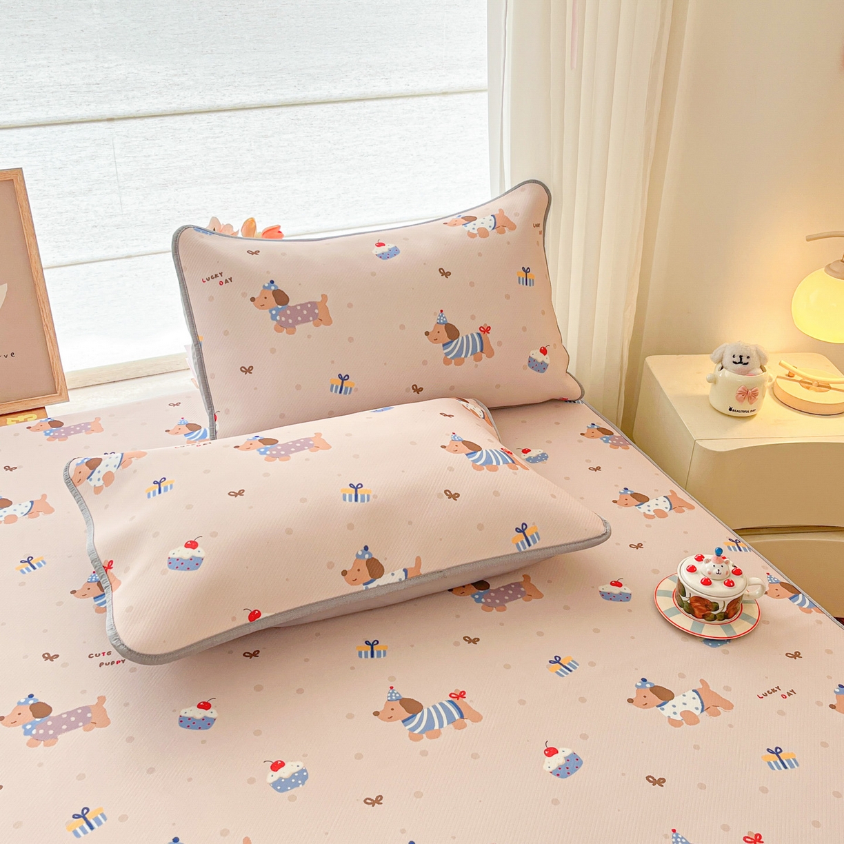 91家纺网 家纺一手货源 找家纺 川悦生活 2026新款小阪冰丝冰丝数码印花凉席大床 席可乐腊肠