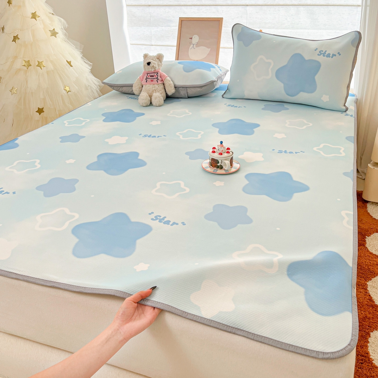 91家纺网 家纺一手货源 找家纺 川悦生活 2026新款小阪冰丝冰丝数码印花凉席大床 席快乐星晴