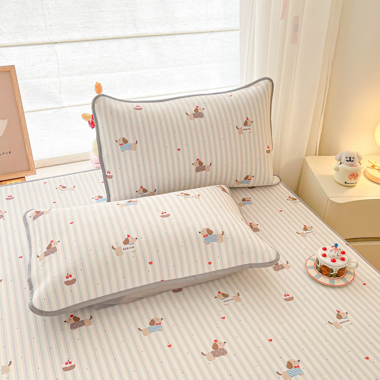 91家纺网 家纺一手货源 找家纺 川悦生活 2026新款小阪冰丝冰丝数码印花凉席大床 席腊肠甜心