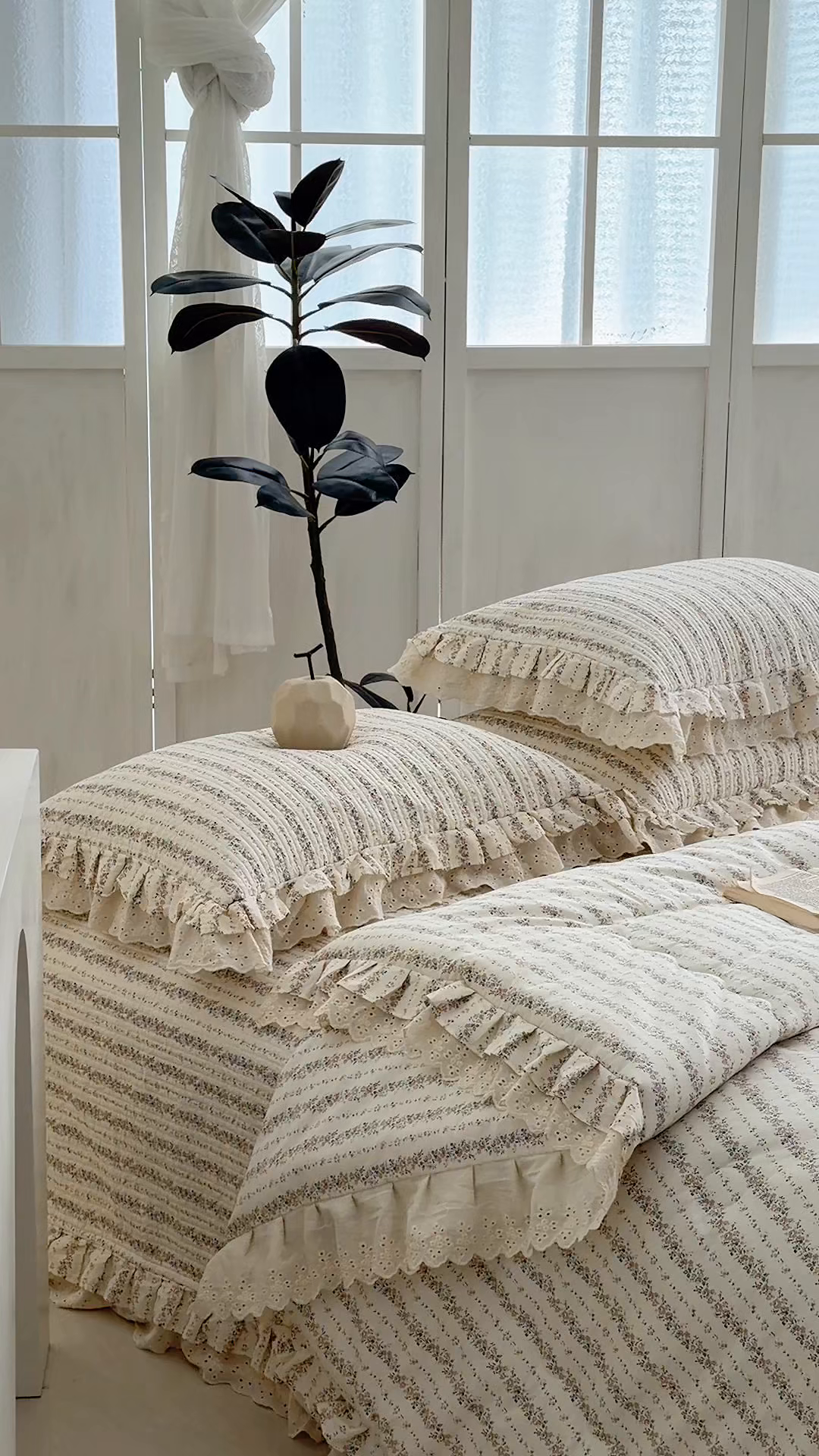 91家纺网 家纺一手货源 找家纺 佰织鑫家居 2026春夏新款全棉纯棉春秋被砂洗床盖款四件套安娜 安娜-花间颂