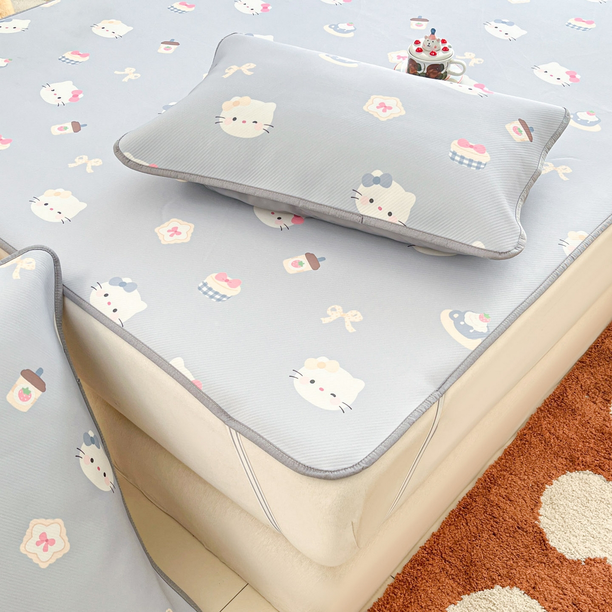 91家纺网 家纺一手货源 找家纺 川悦生活 2026新款小阪冰丝冰丝数码印花凉席大床 席汽水小咪