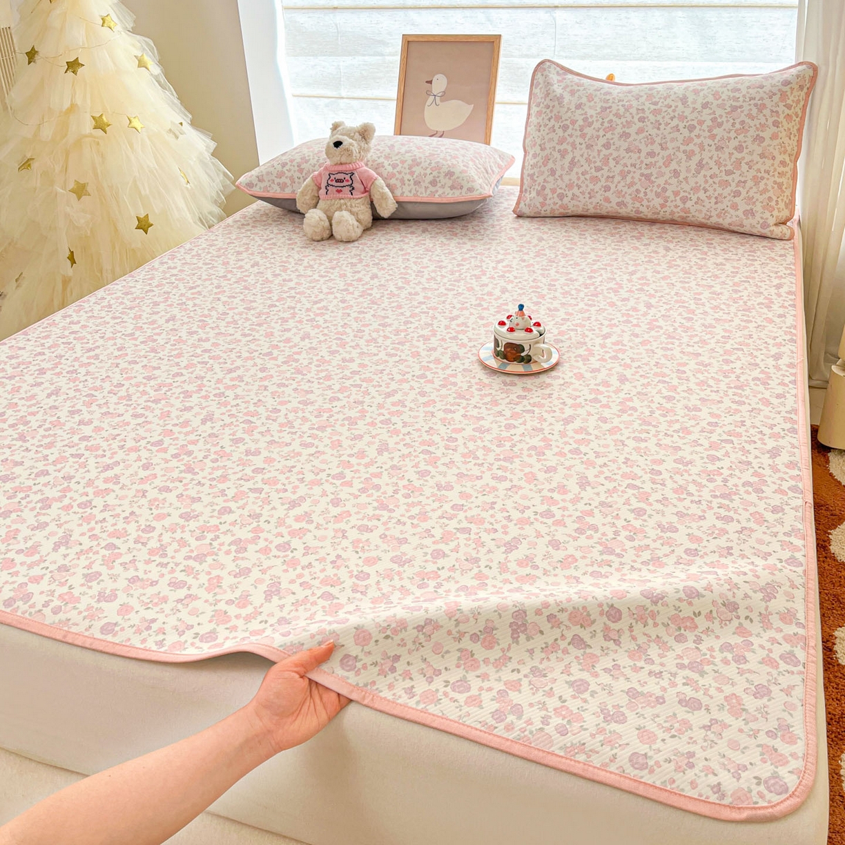 91家纺网 家纺一手货源 找家纺 川悦生活 2026新款小阪冰丝冰丝数码印花凉席大床 席清新花芋