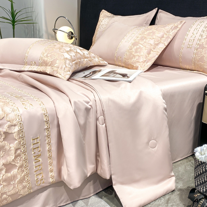 91家纺网 家纺一手货源 找家纺 （总）子曰 2026新款浮雕水洗真丝夏被四件套