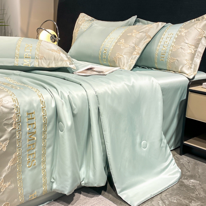 91家纺网 家纺一手货源 找家纺 （总）子曰 2026新款浮雕水洗真丝夏被四件套