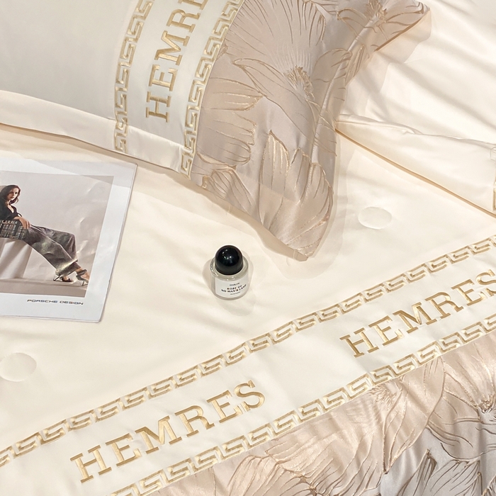 91家纺网 家纺一手货源 找家纺 （总）子曰 2026新款浮雕水洗真丝夏被四件套