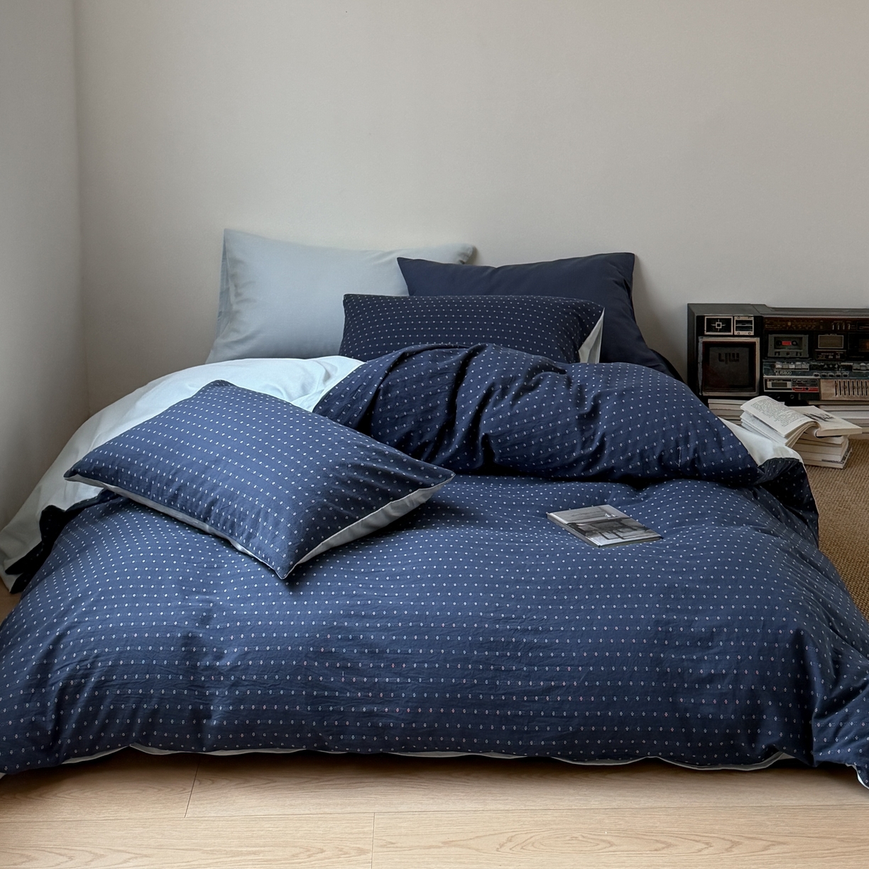 91家纺网 家纺一手货源 找家纺 蜜宿 2026新款全棉纯棉提花四件套蓝色轨迹 蓝色轨迹（枕套提花+深蓝）