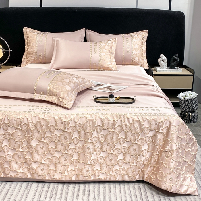 91家纺网 家纺一手货源 找家纺 子曰 2026新款浮雕水洗真丝夏被四件套 花开朵朵-粉