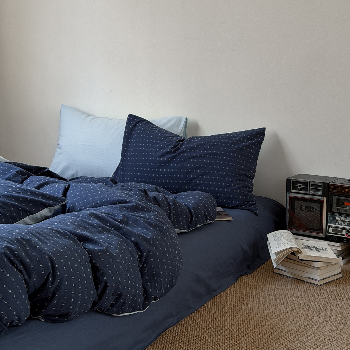 91家纺网 家纺一手货源 找家纺 蜜宿 2026新款全棉纯棉提花四件套蓝色轨迹 蓝色轨迹（枕套提花+樱兰）